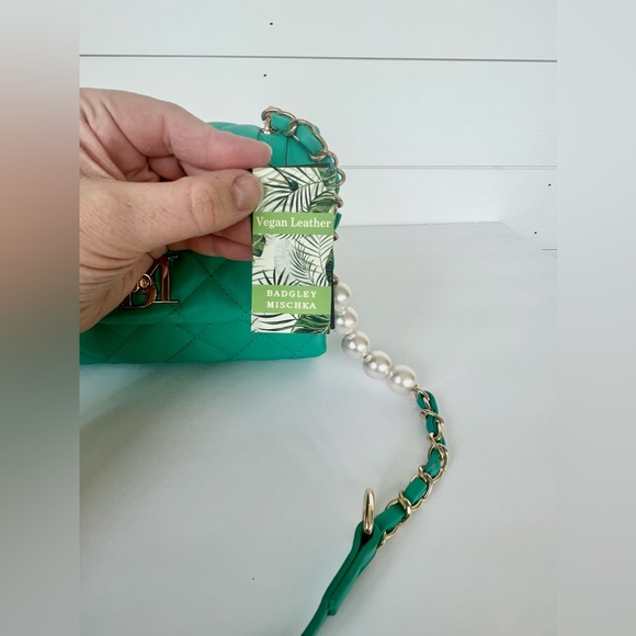 NWT Badgley Mischka | Pearl Messenger Bag - Picture 5 of 8